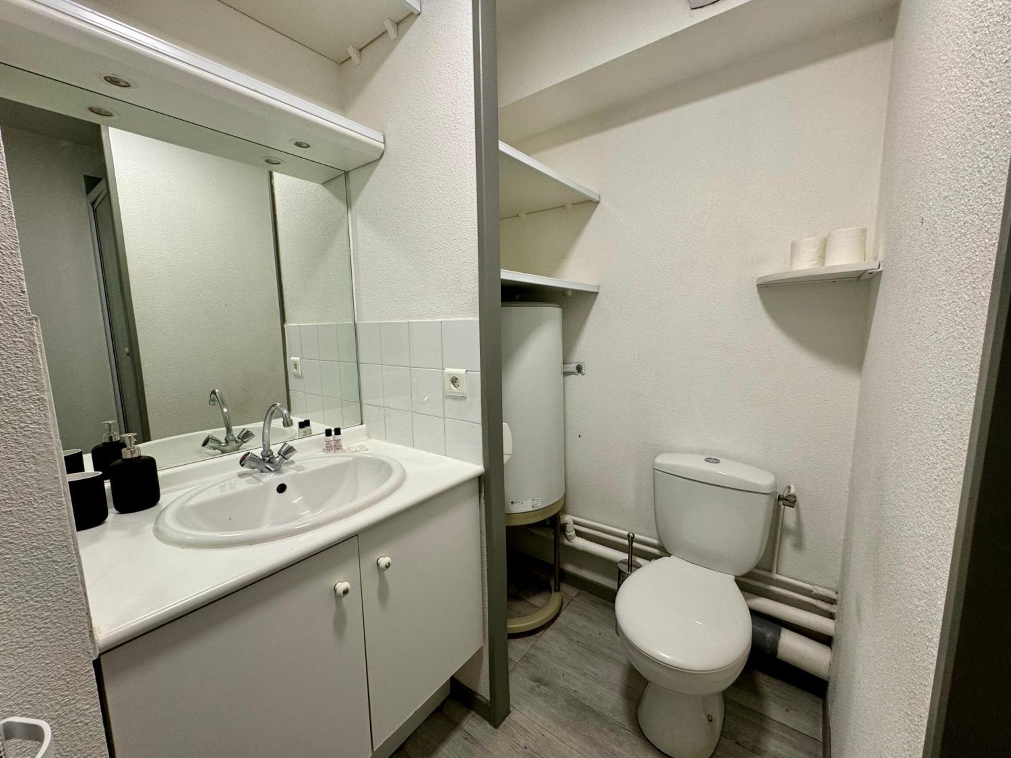 Suite Bahia Lyon Exteriör bild